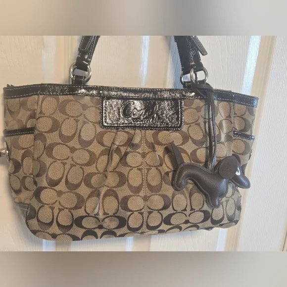 Coach Shoulderbag Signature Canvas & Leather - Picture 2 of 14